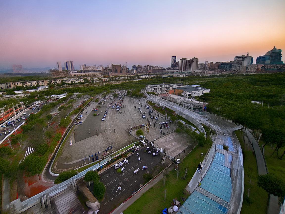 景德镇儿科医疗中的文化传承与创新，如何平衡传统陶瓷技艺与现代医疗设备？